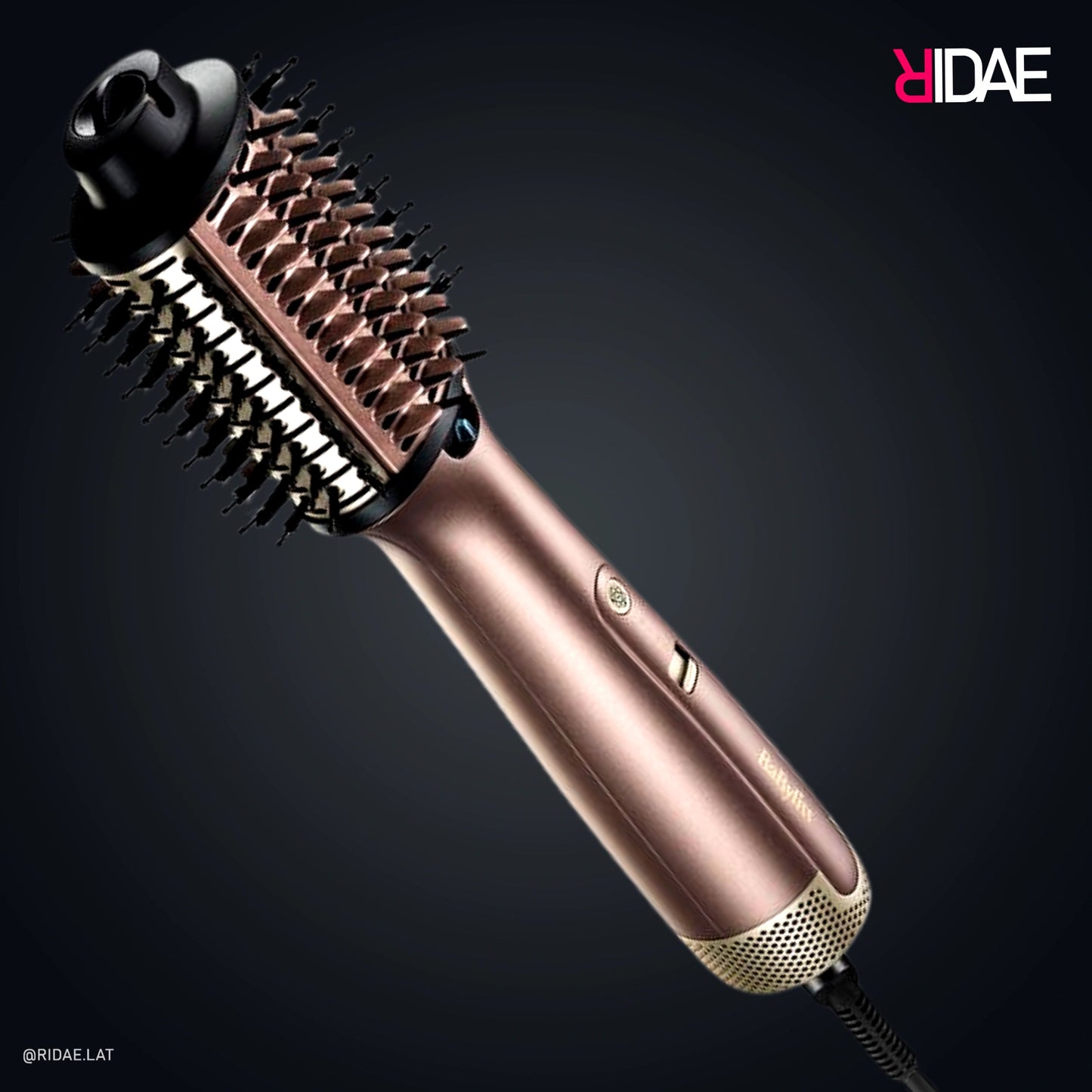 Cepillo de aire giratorio BaByliss Hydro-Fusion color rose gold con barril de cerámica y cerdas mixtas sobre fondo oscuro.
