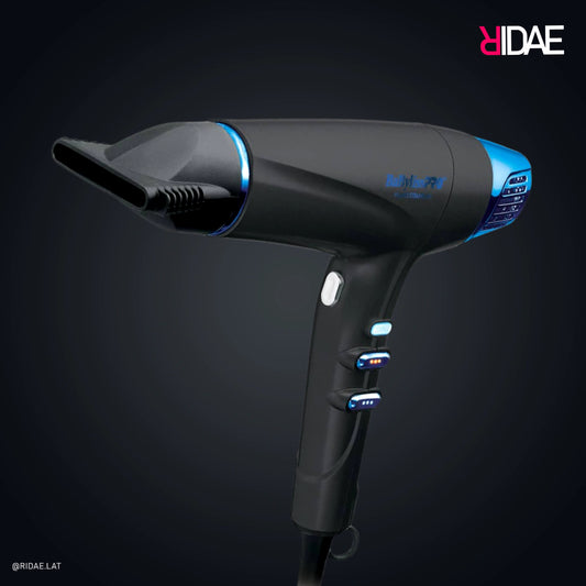 Secador BaBylissPRO Nano Titanium Portofino 2000W negro y azul