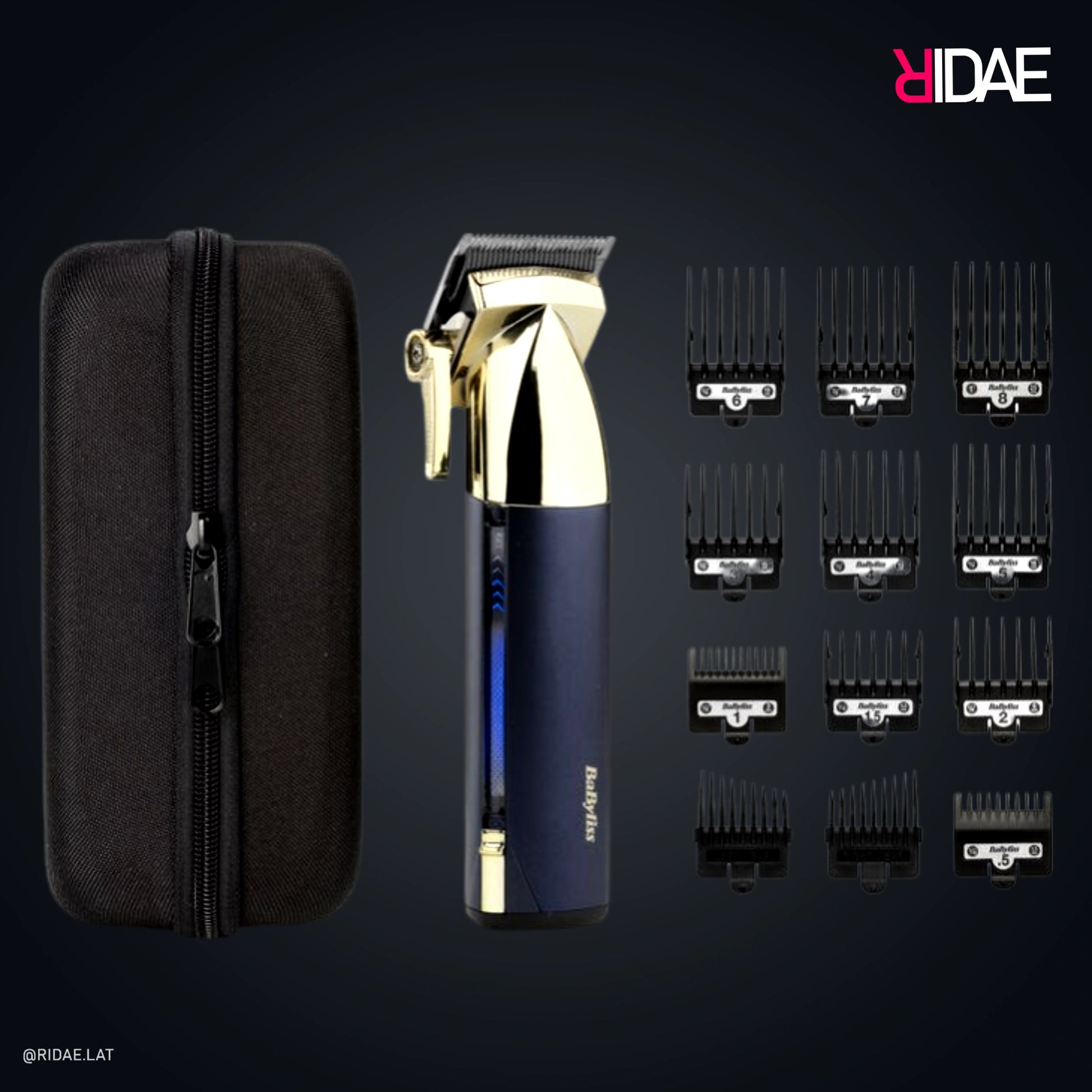 Cortadora de cabello BaByliss Midnight Luxe azul y dorada con estuche rígido negro y set de peines guía sobre fondo oscuro.