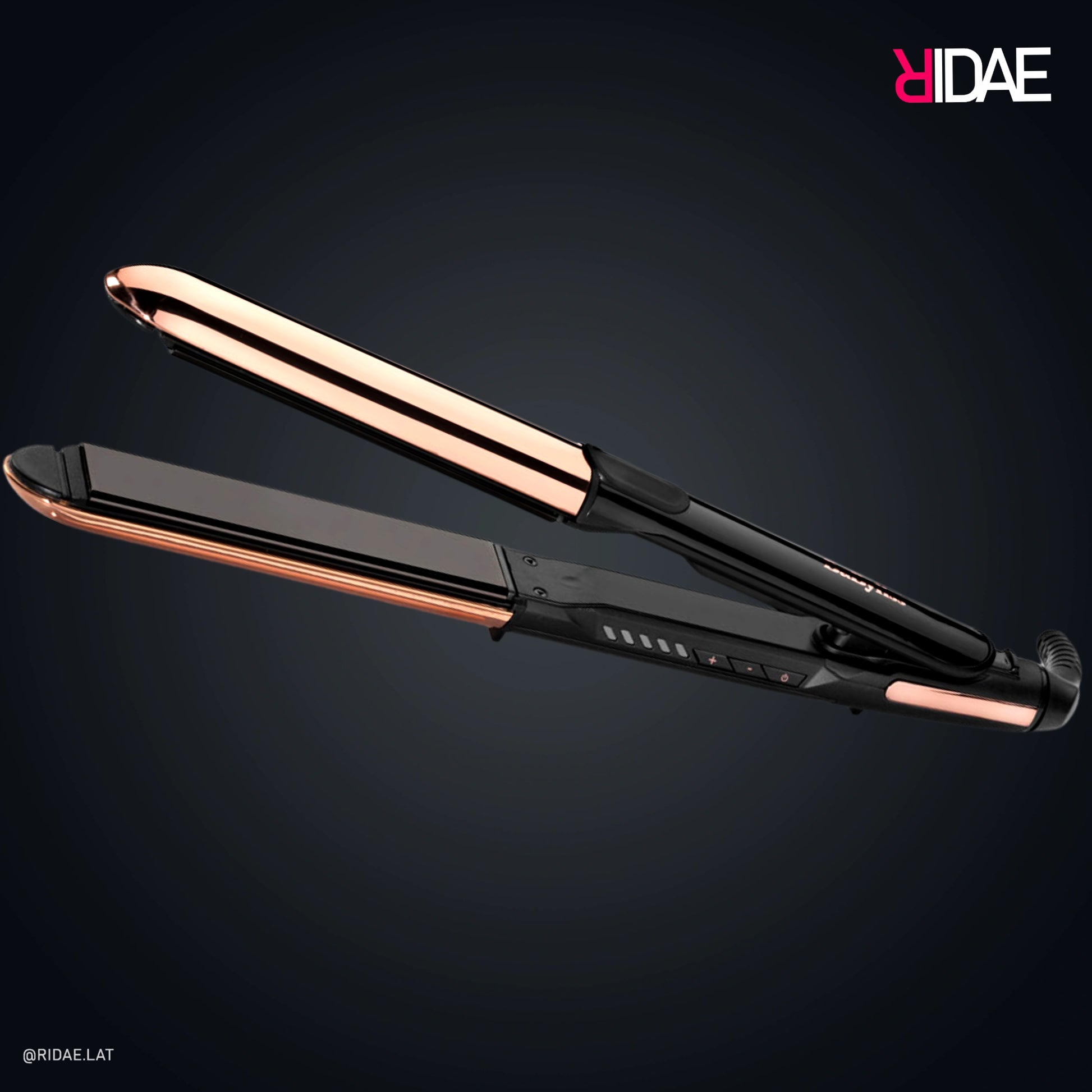 Plancha de pelo BaByliss Pure Metal ST480E color negro y rose gold con carcasa curva de acero inoxidable y placas de cerámica.