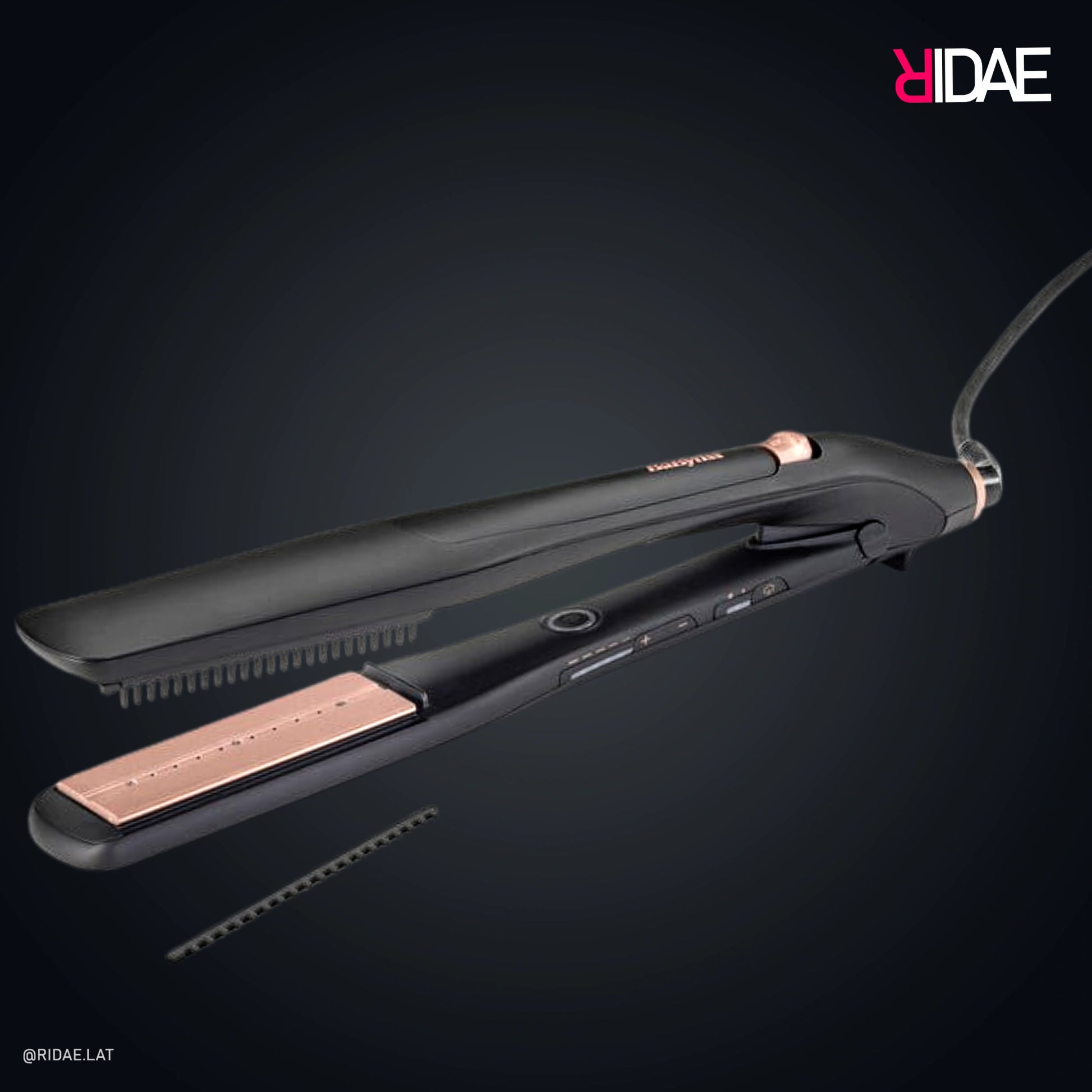 Plancha de pelo a vapor BaByliss Steam Lustre ST595E negra y rose gold con placas anchas, salidas de vapor y peine desenredante extraíble.